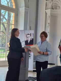 Dr. Florence Häneke (FAU) und OKRin Dr. Kristin Bergmann (EKD)